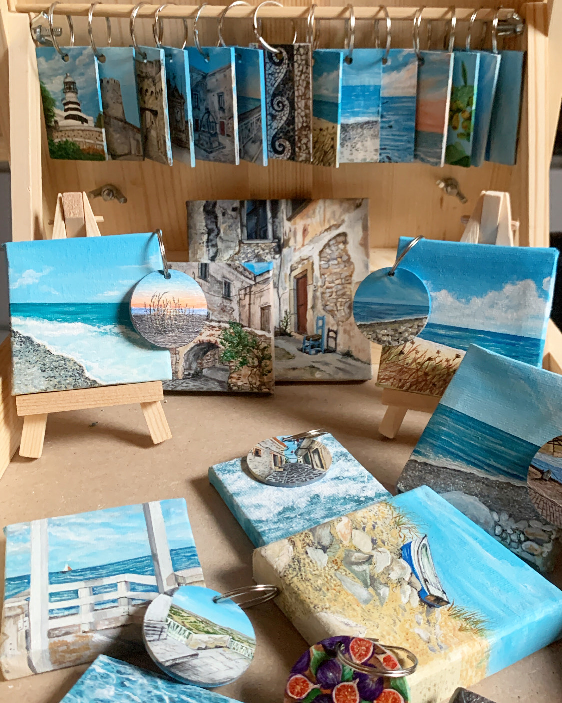 Mini tele e Charm dipinti a mano